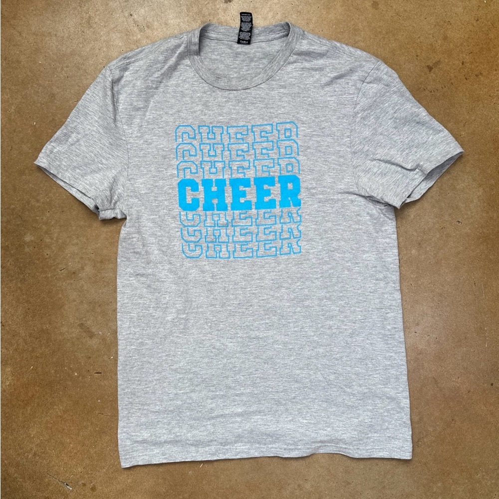 Girls Retro Cheerleading T-Shirt Cheer Adult Small Gray Baby Blue